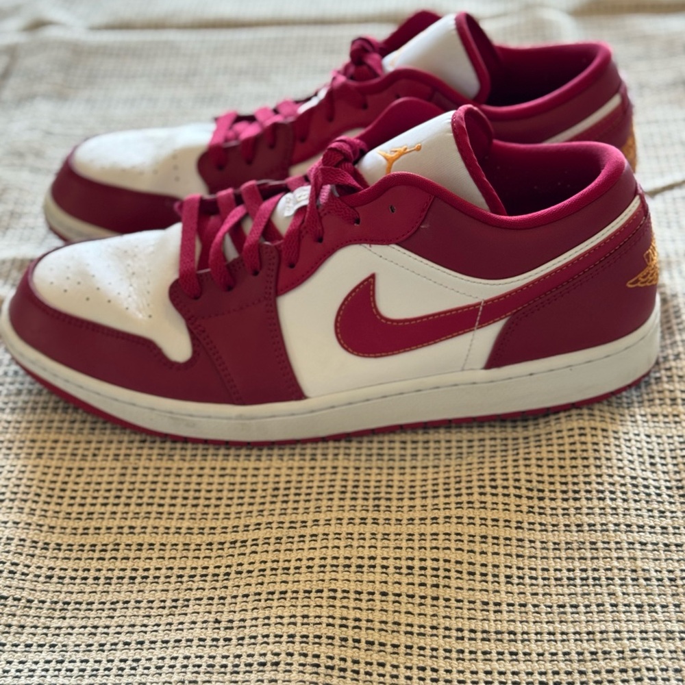 Air Jordan 1 Low “Cardinal Red” Men’s Size 14 - Picture 3 of 5